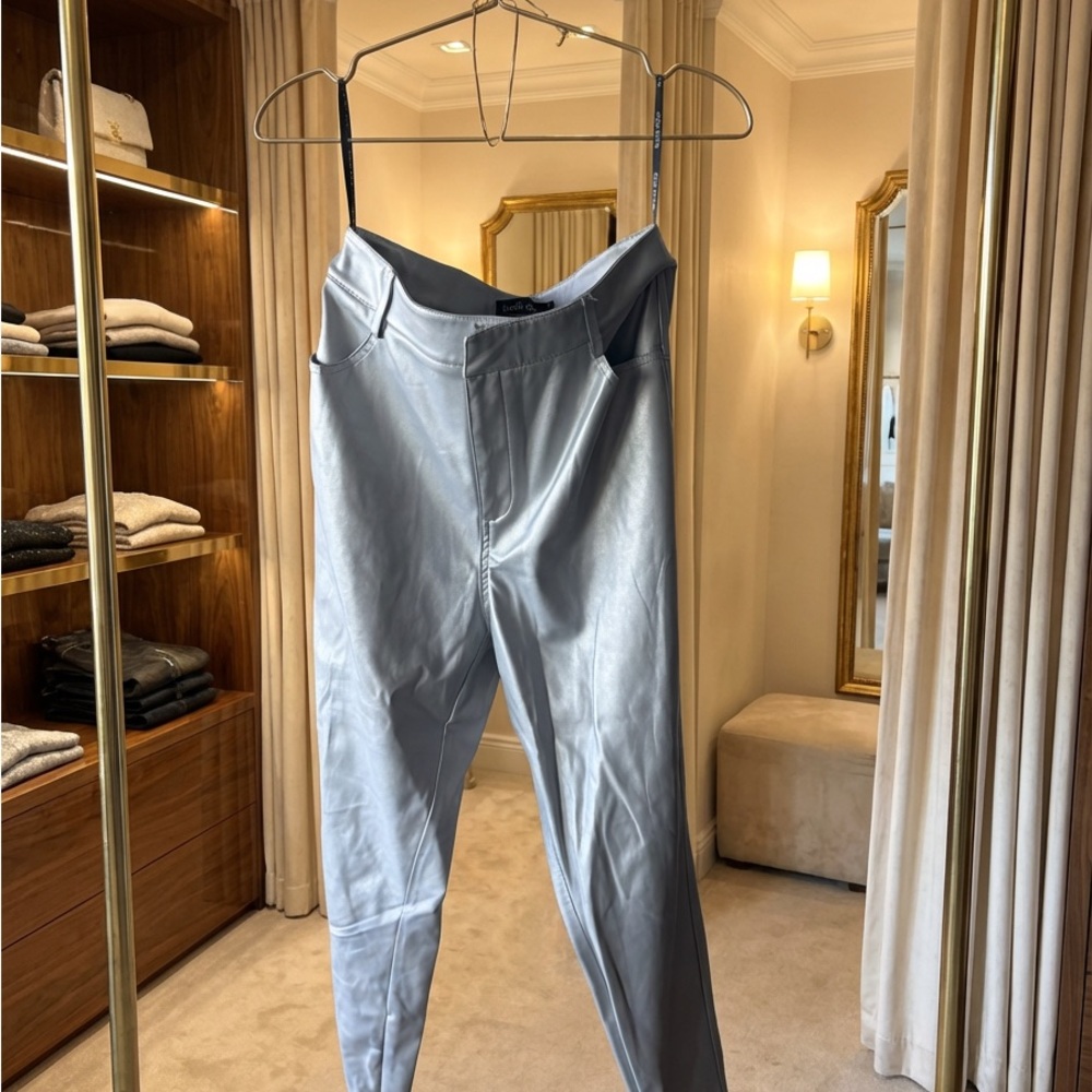 Lavish Alice Women’s Metallic Silver Pants